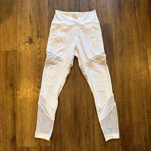 Lululemon, white, sz 6